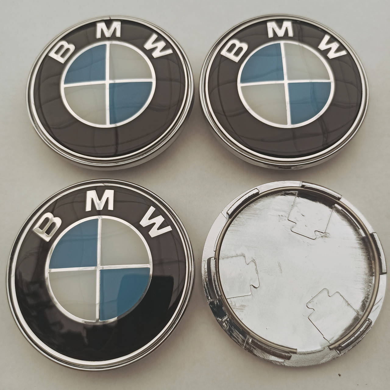 

Колпачки в диски BMW 62-68 мм