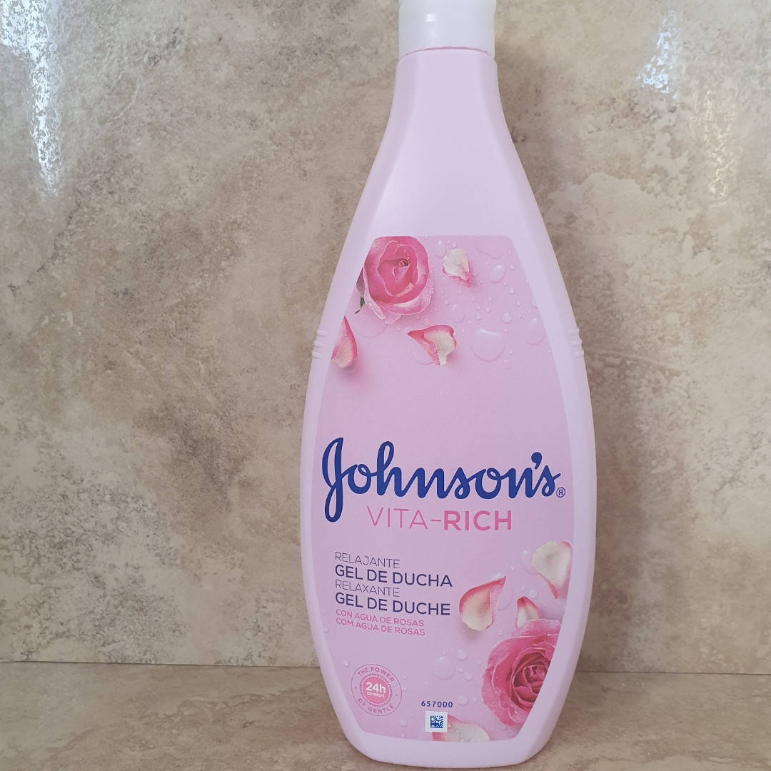 

Гель для душа Johnsons VITA-RICH Body Wash REVITALIZING WITH ROSE WATER 0.750ml