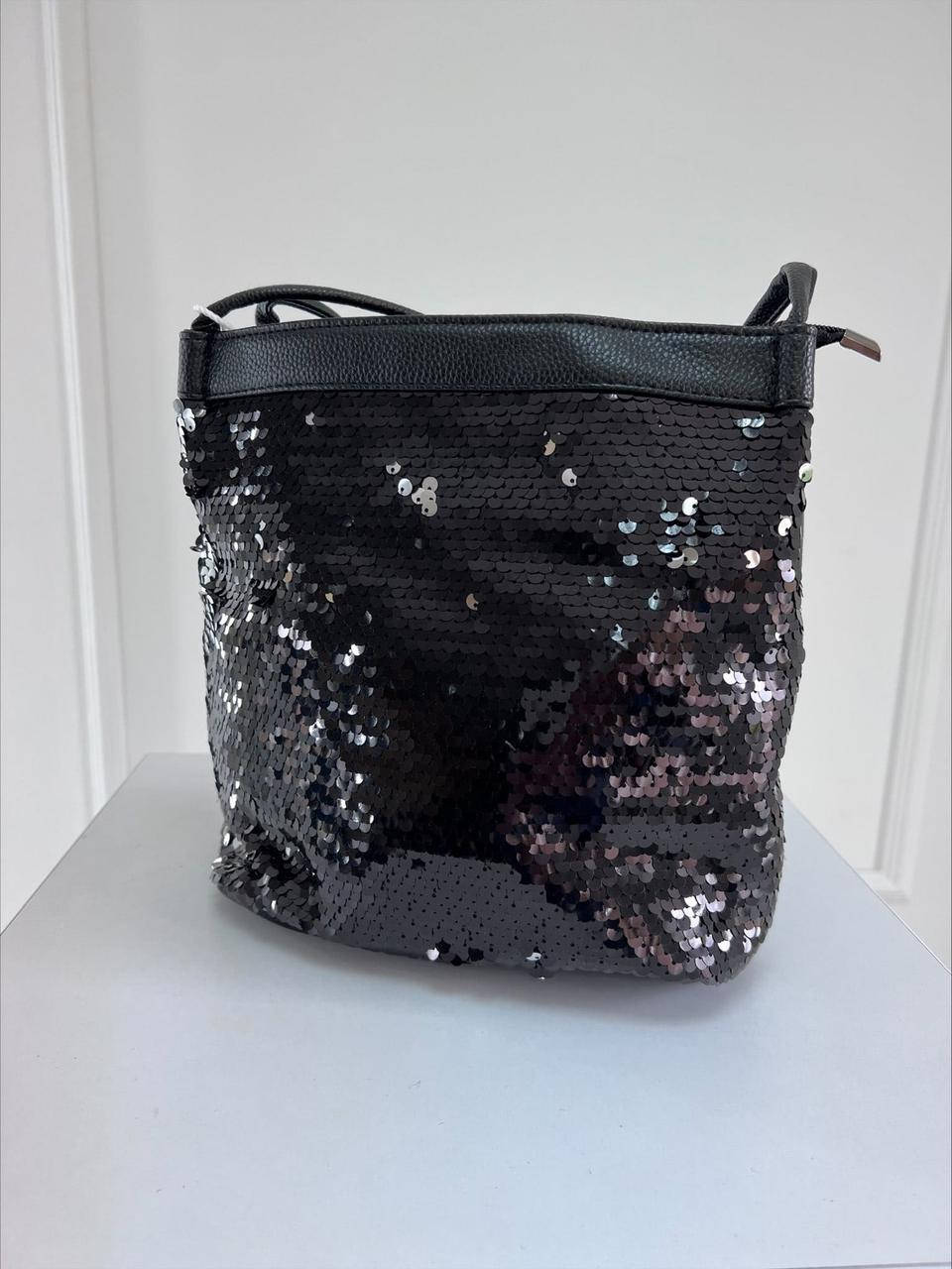 

Сумка женская черная AAA 143504M, Черный