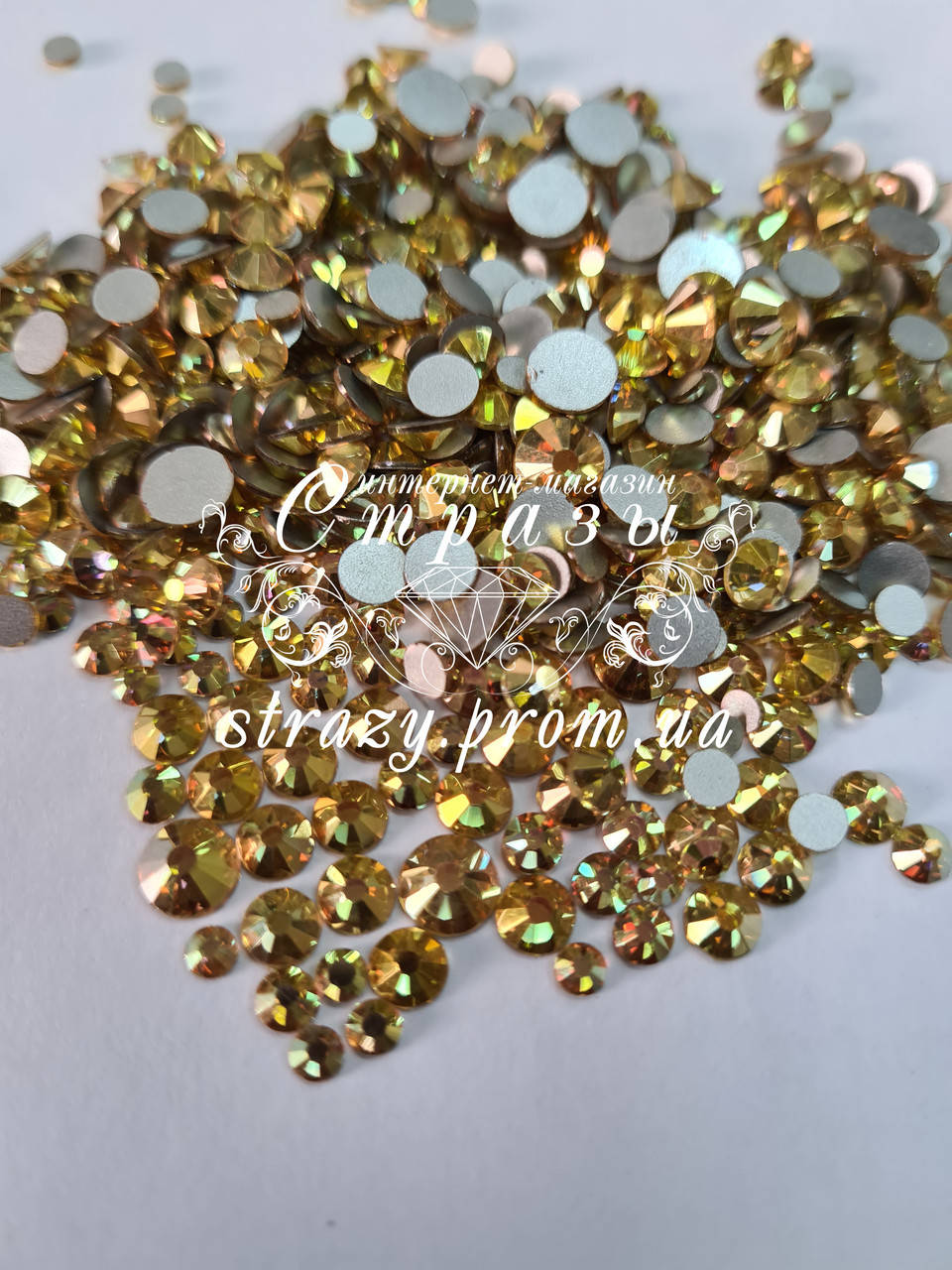 

Стразы Suneshine Микс размеров 1400шт (ss12,ss16,ss20,ss30) "Crystal Premium"