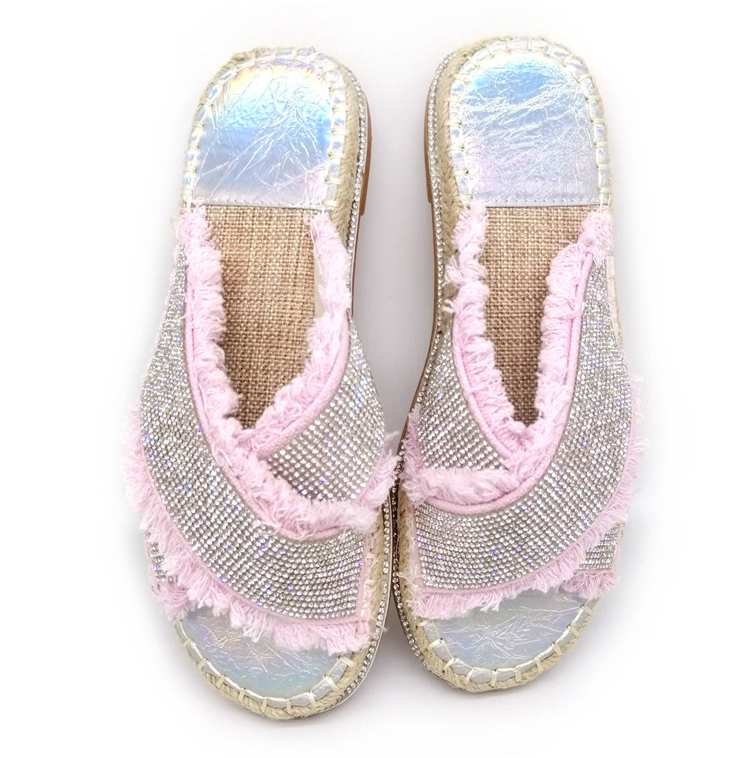 

Розовые джинсовые шлепанцы со стразами. 41(25см)