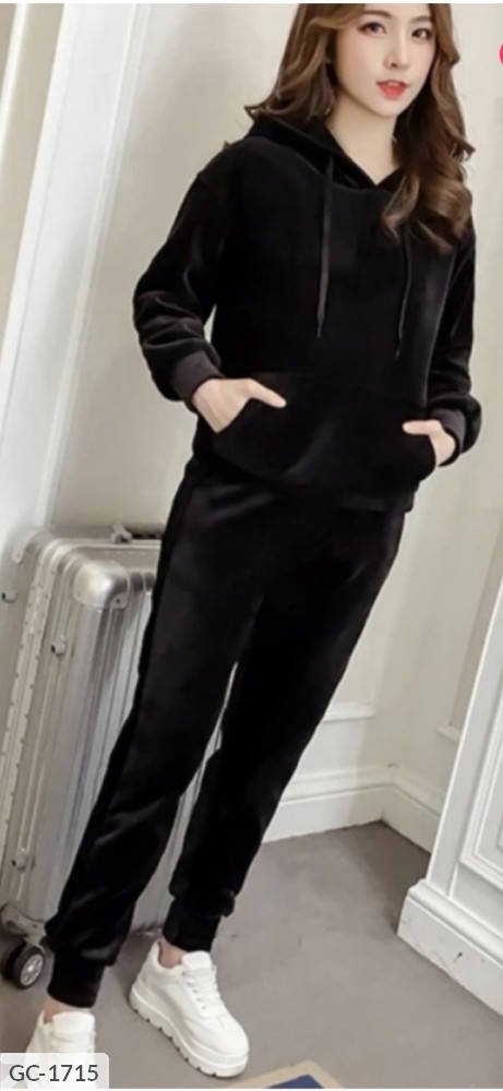 

Спортивный костюм женский велюр (42-44, 46-48)(6цв) "NK Collection" недорого от прямого поставщика