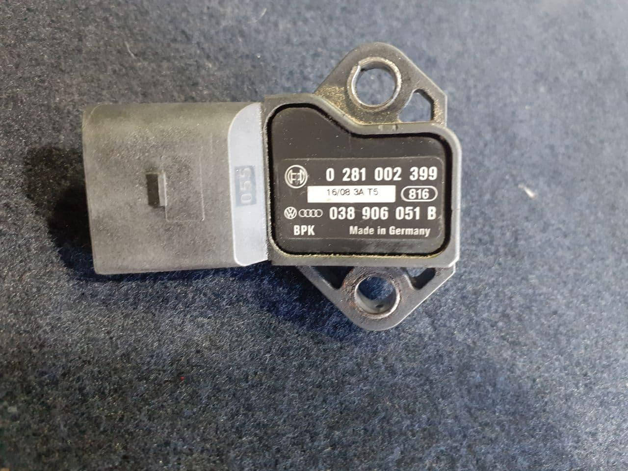 

Датчик абсолютного давления Volkswagen Passat B5 038906051B