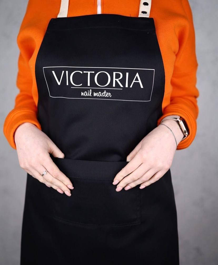 

Фартук для мастера маникюра именной, Черный