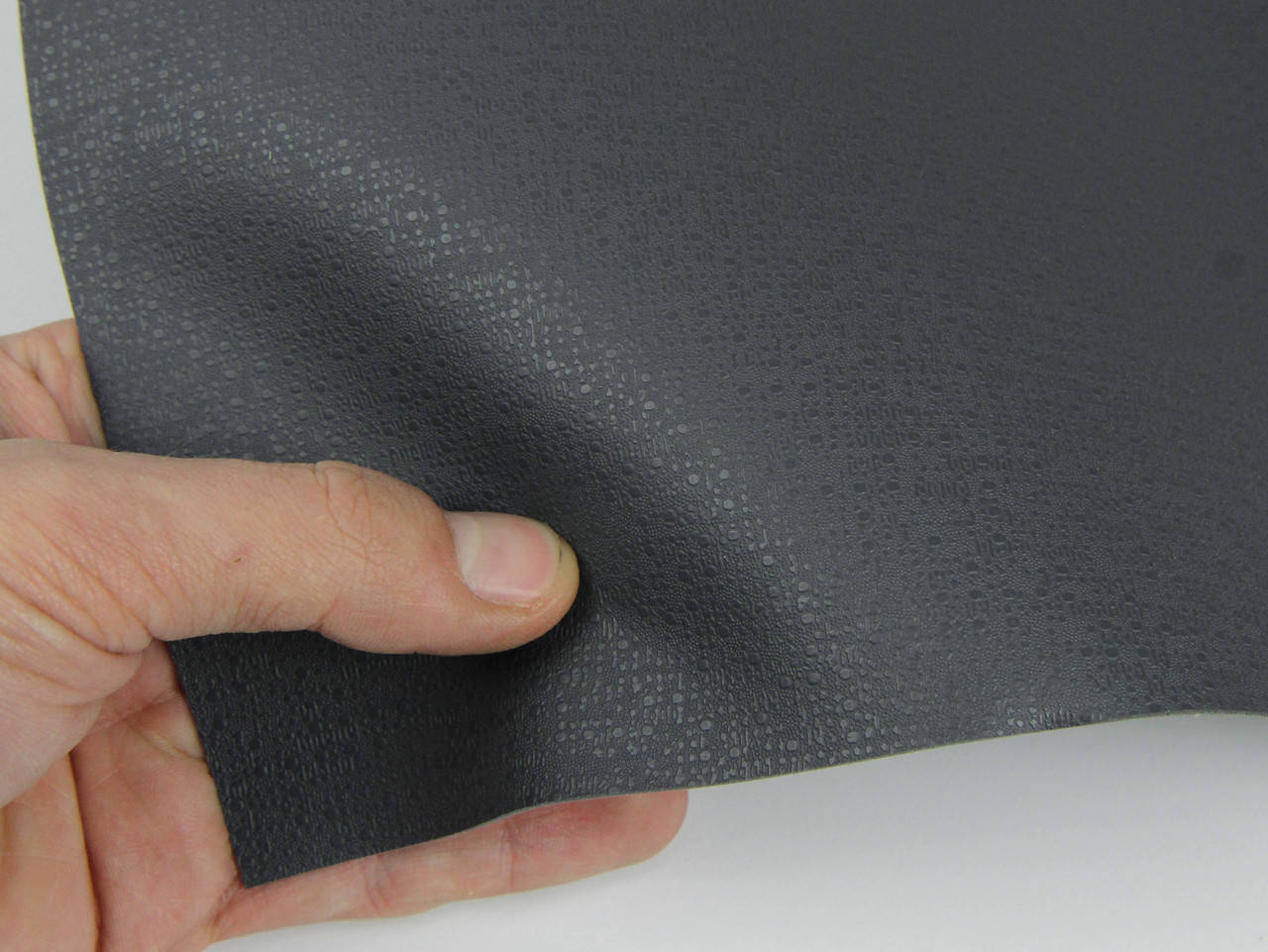 

Термовинил HORN (черный T56) для обтяжки торпеды, ширина 1.40м