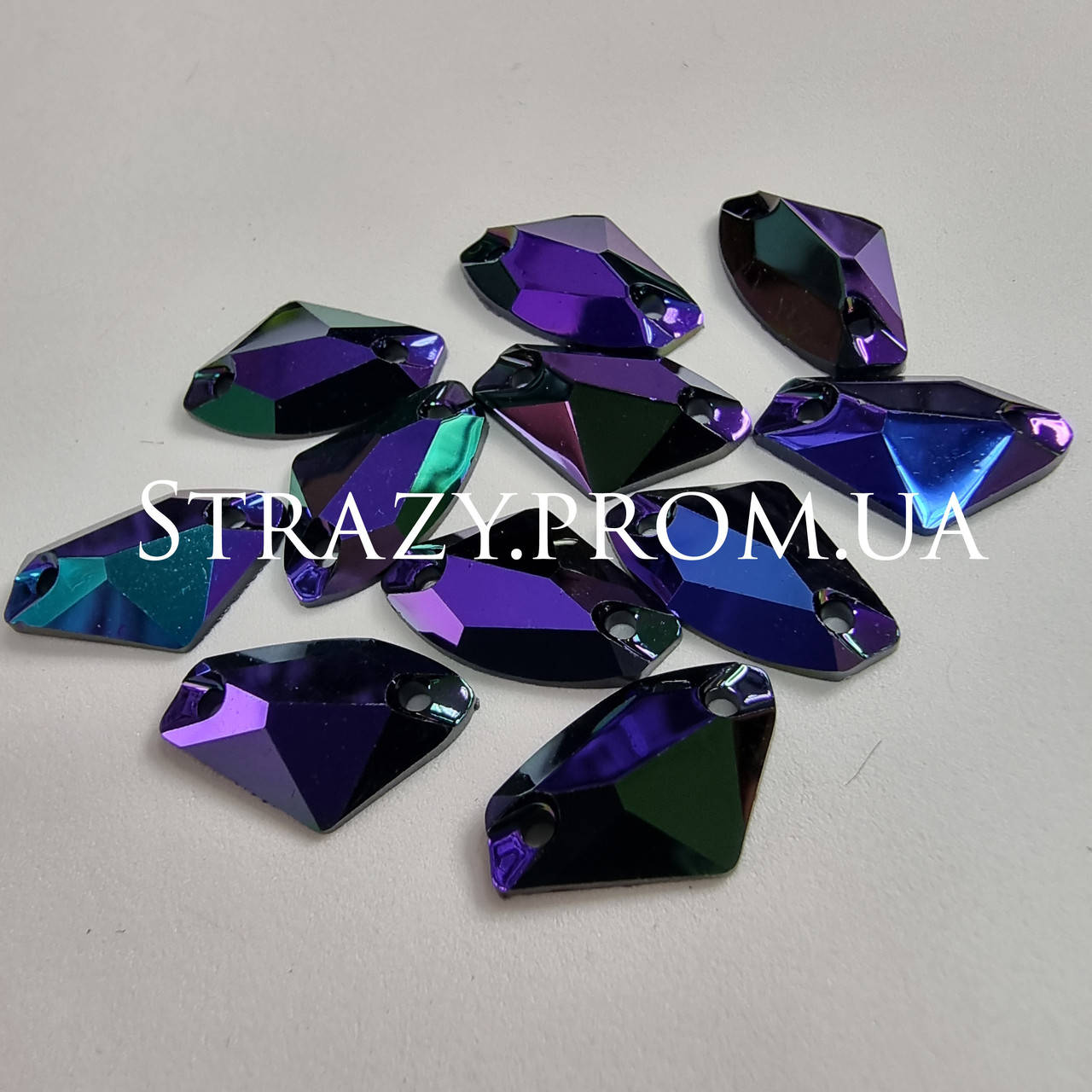 

Топорик 11*19мм. DARK AMETHYST AB Смола