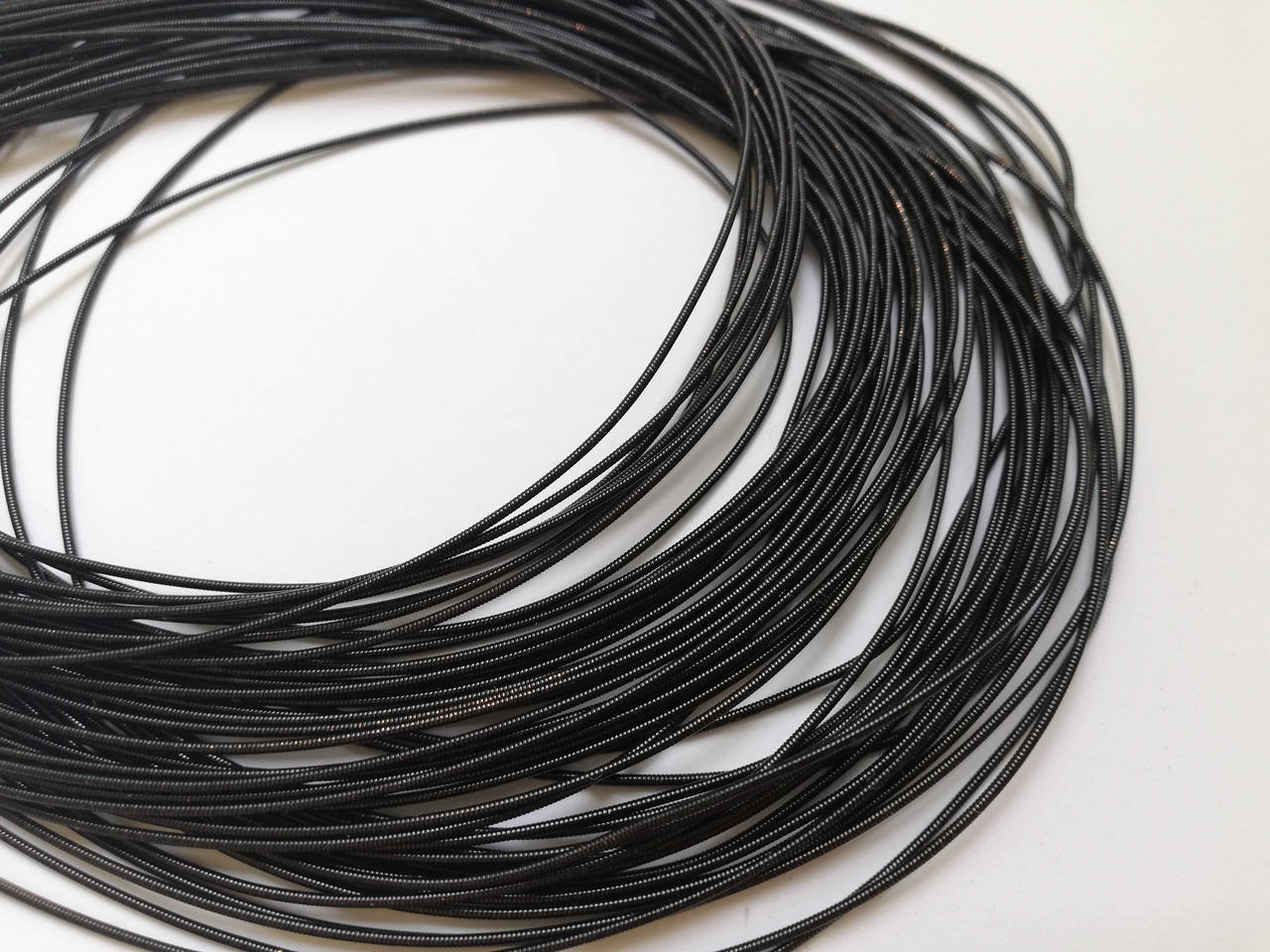 

Канитель жорстка 1 мм Black Індія 1 м