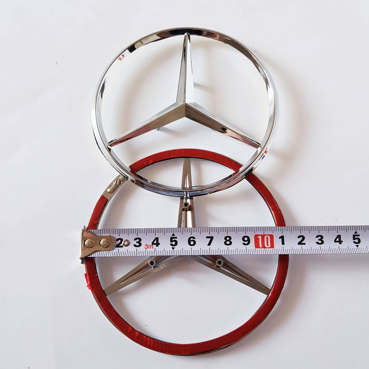 

Эмблема Mercedes, пластмасс 115 мм.