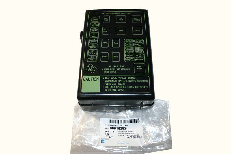 

Блок предохранителей ЛАНОС верхняя часть моторный отсек GM