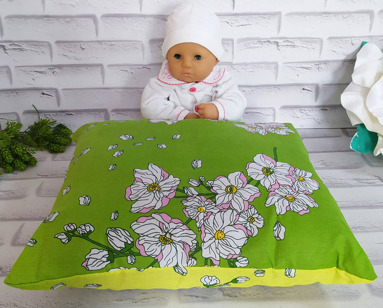 

Подушка детская 50х50 см наполнитель синтепон ткань бязь голд Х-511, Разные цвета