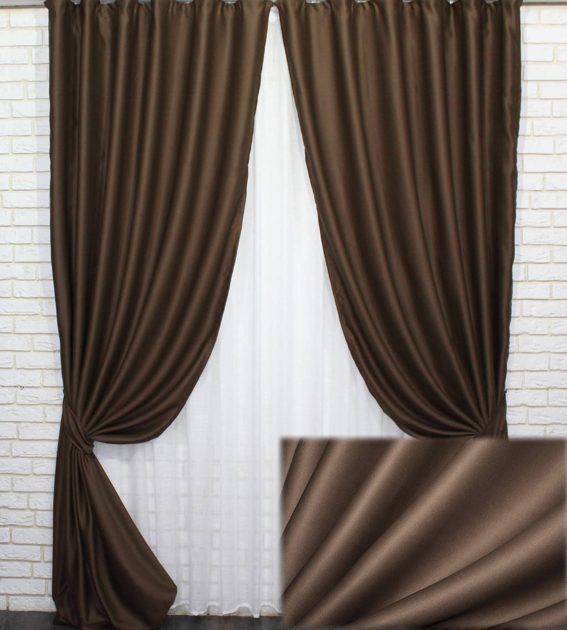 

Шторы из ткани блэкаут "Fusion Dimout". Цвет коричневый.