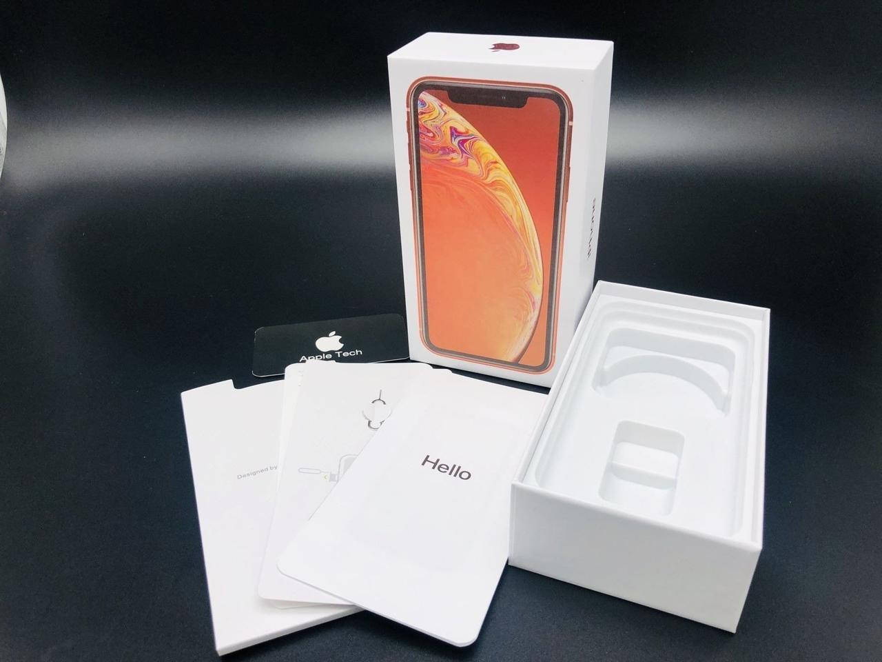 

Коробка iPhone XR Coral