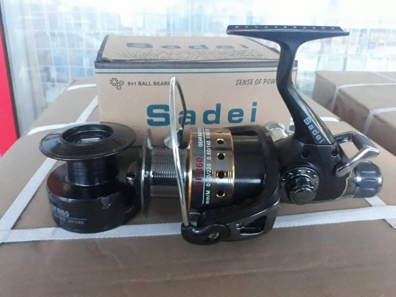 

Рыболовная карповая катушка Sadei с бейтранером J3FSR  (8+1подшипников, Черный