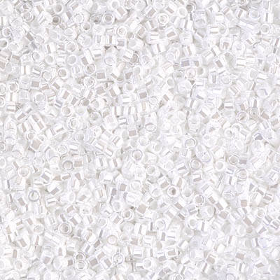

Японський бісер Miyuki Delica 11/0 DB0201 - White Pearl
