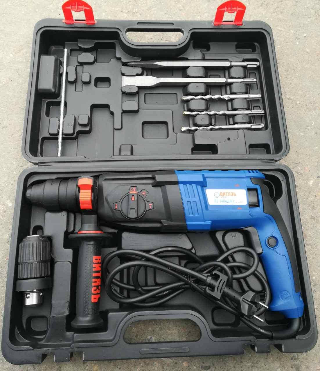 

Перфоратор Витязь ПЭ-1400 ДФР (быстросъемный патрон, сила удара 3 Дж,набор буров)