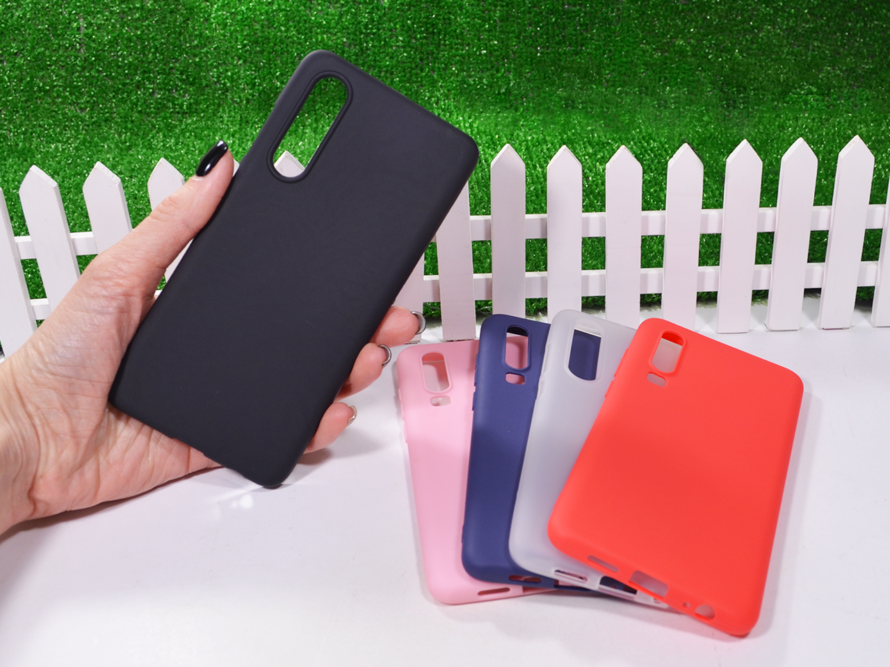 

Силиконовый бампер для Huawei P30
