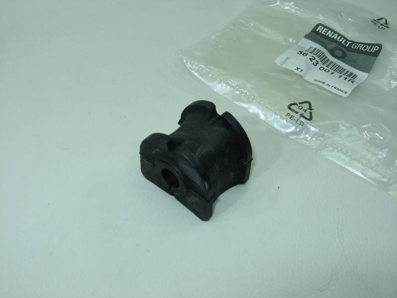 

Renault (Original) 562300111R - Втулка заднего стабилизатора на Рено Дастер 4х4