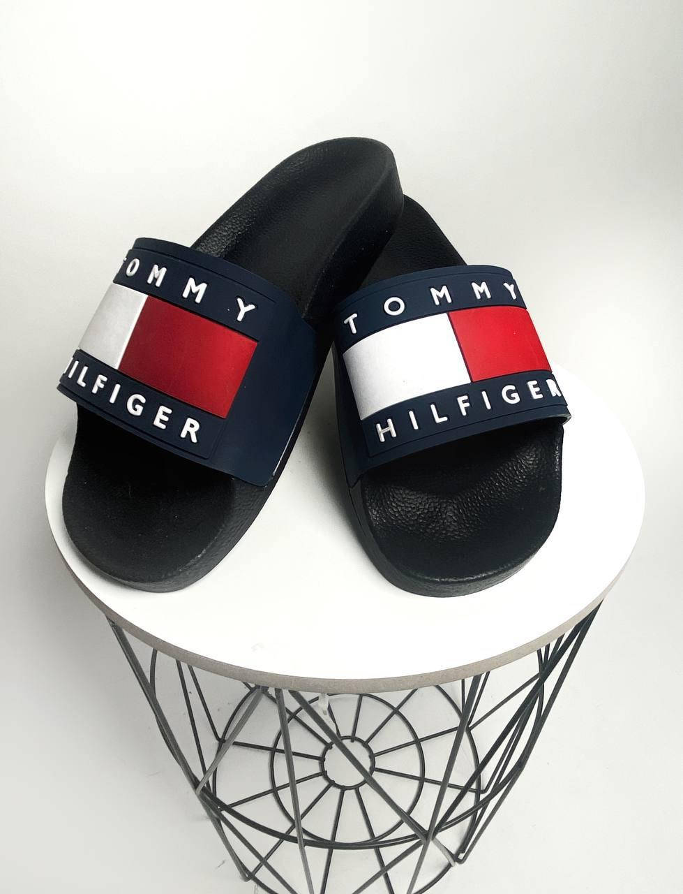 

Мужские стильные летние шлепанцы / Tommy Hilfiger / черные 41, Черный
