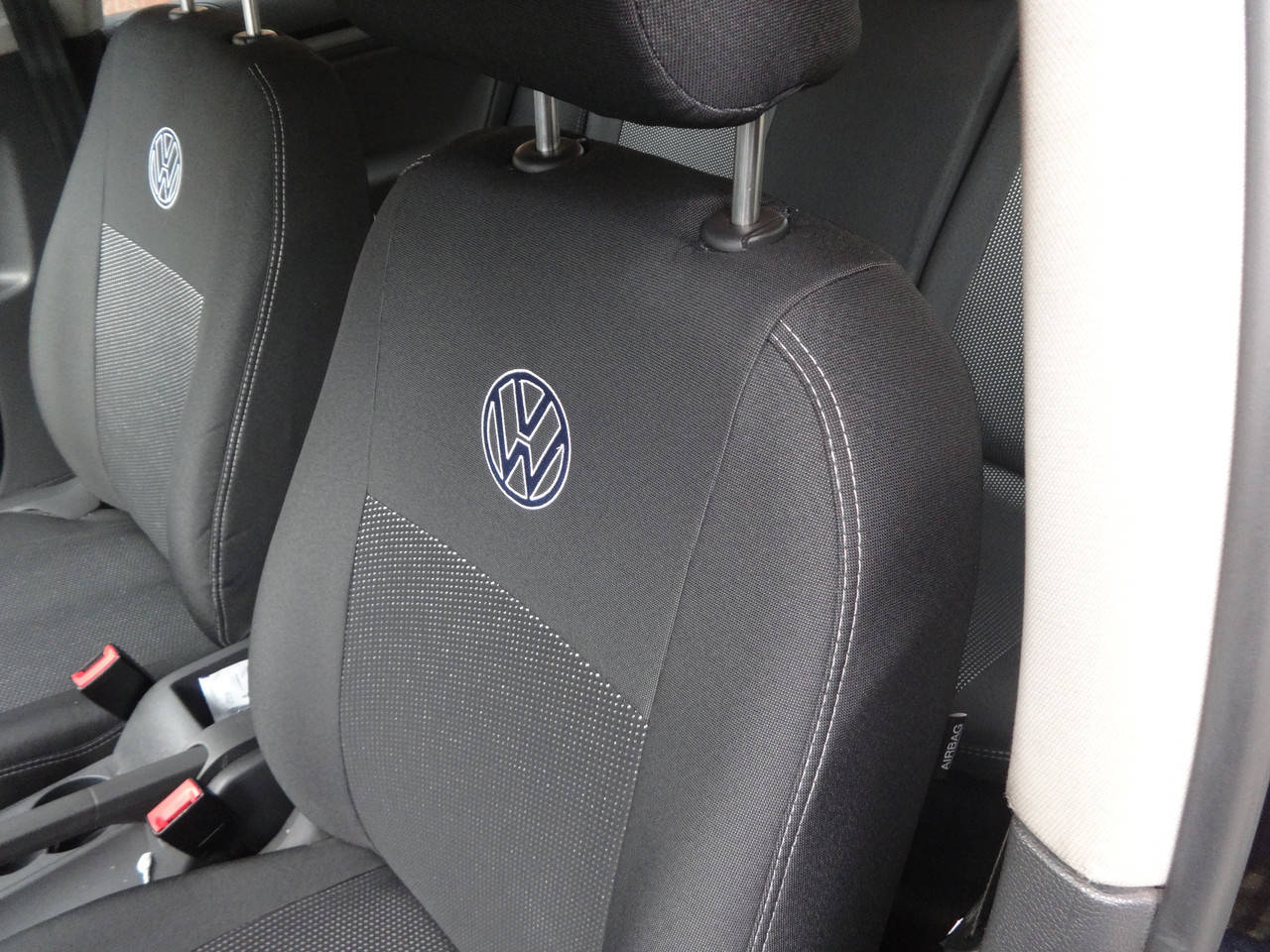 

Чехлы в салон Volkswagen Jetta 2015+ (USA)