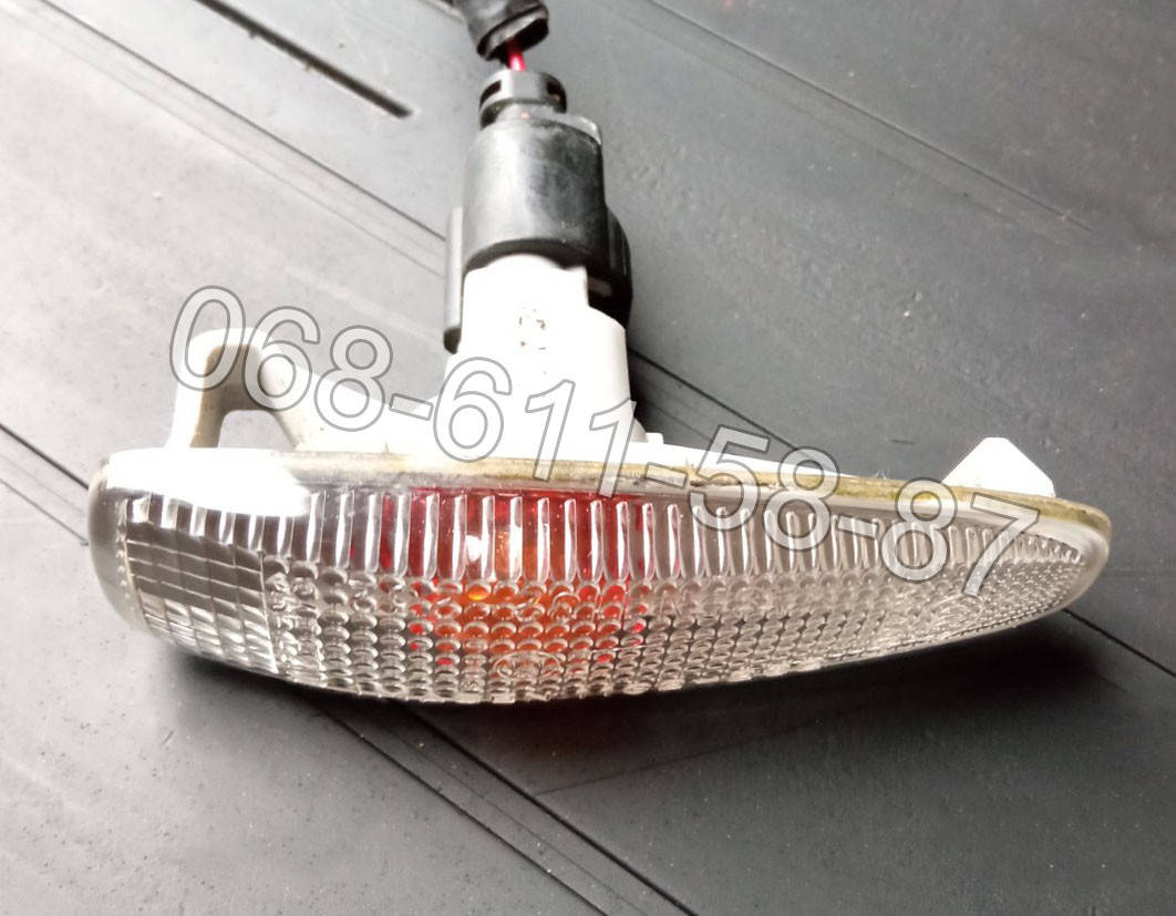 

Указатель поворота Mitsubishi Lancer X, Outlander XL (07-13) 8351A001