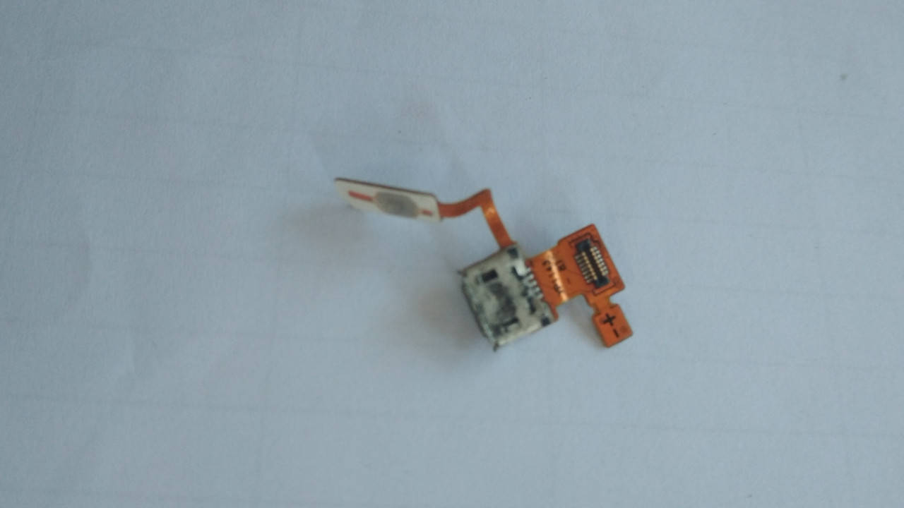 

Шлейф LG P970 Optimus с разъемом зарядки, кнопкой включения, компонентами