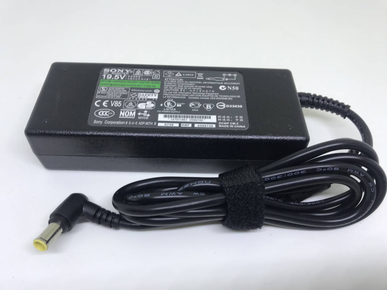 

Блок Питания Адаптер SONY 19.5V 4.74А 92W штекер 6.5 на 4.4 (ОРИГИНАЛ) Зарядка