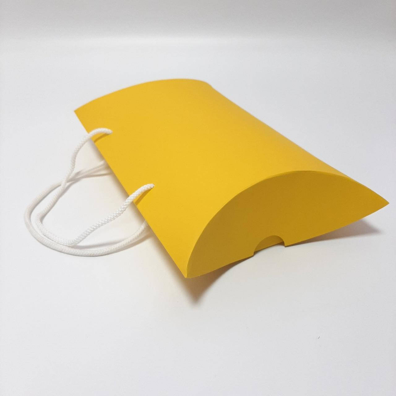 

Коробка подарочная желтая 230х180х70 мм., Желтый