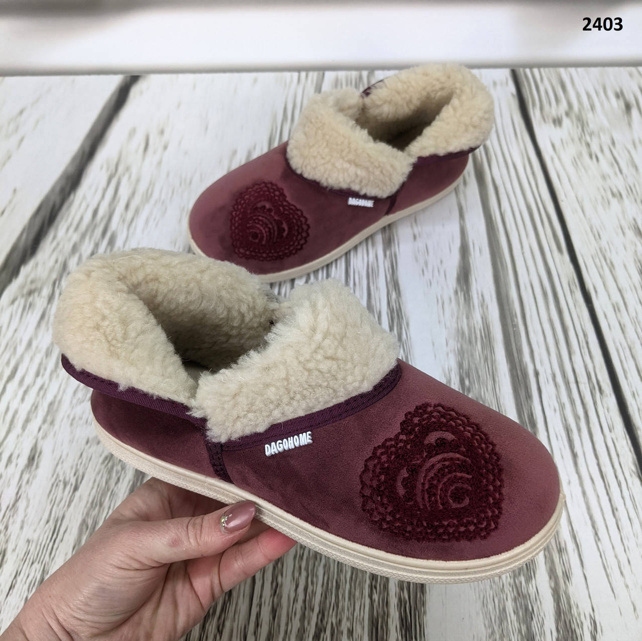 

Тапочки чуни женские на меху Dago Style на меху бордовые, Бордовый