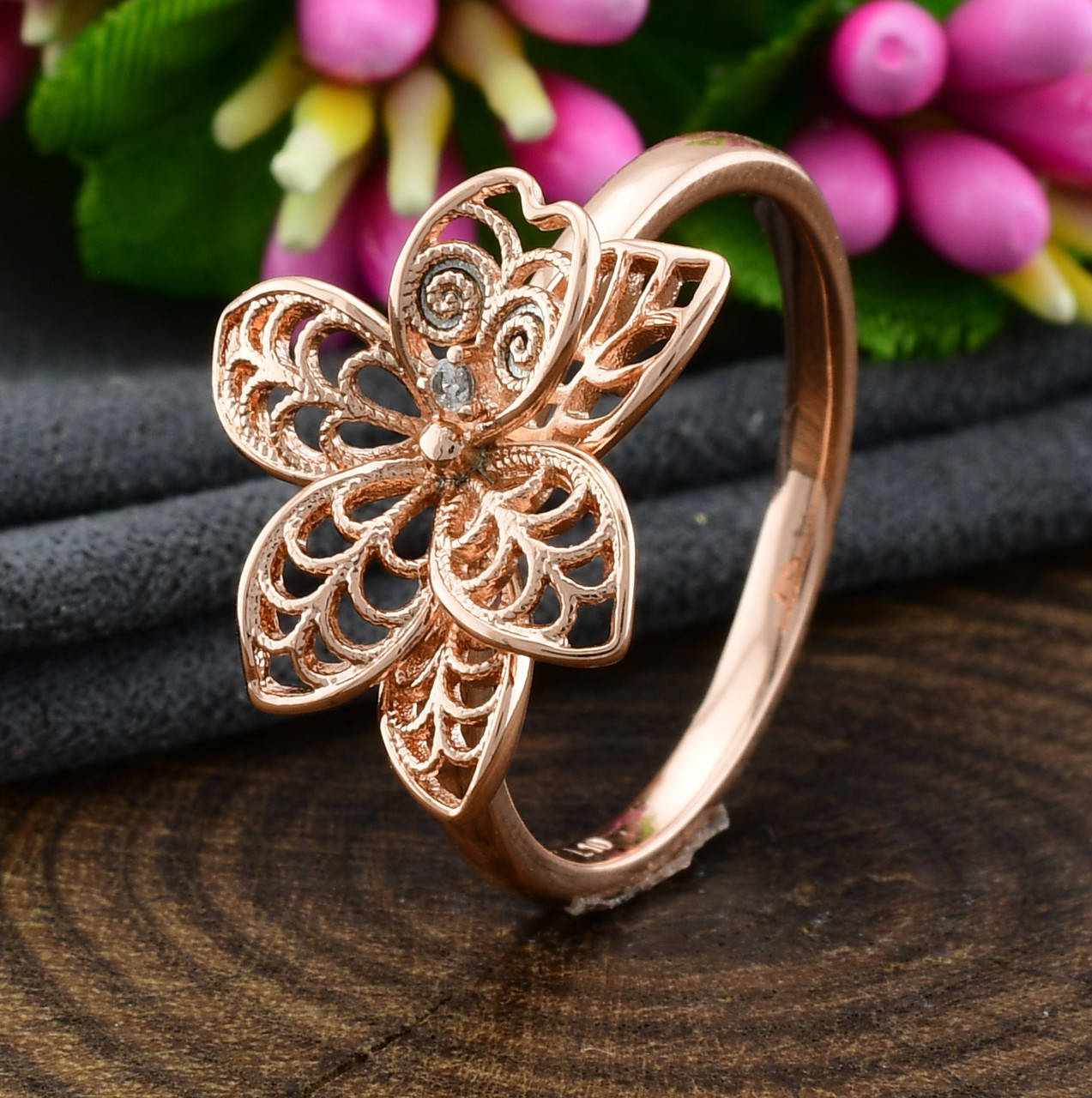 

Кольцо Xuping 14712 ширина 18 мм белые фианиты позолота РО размер 17