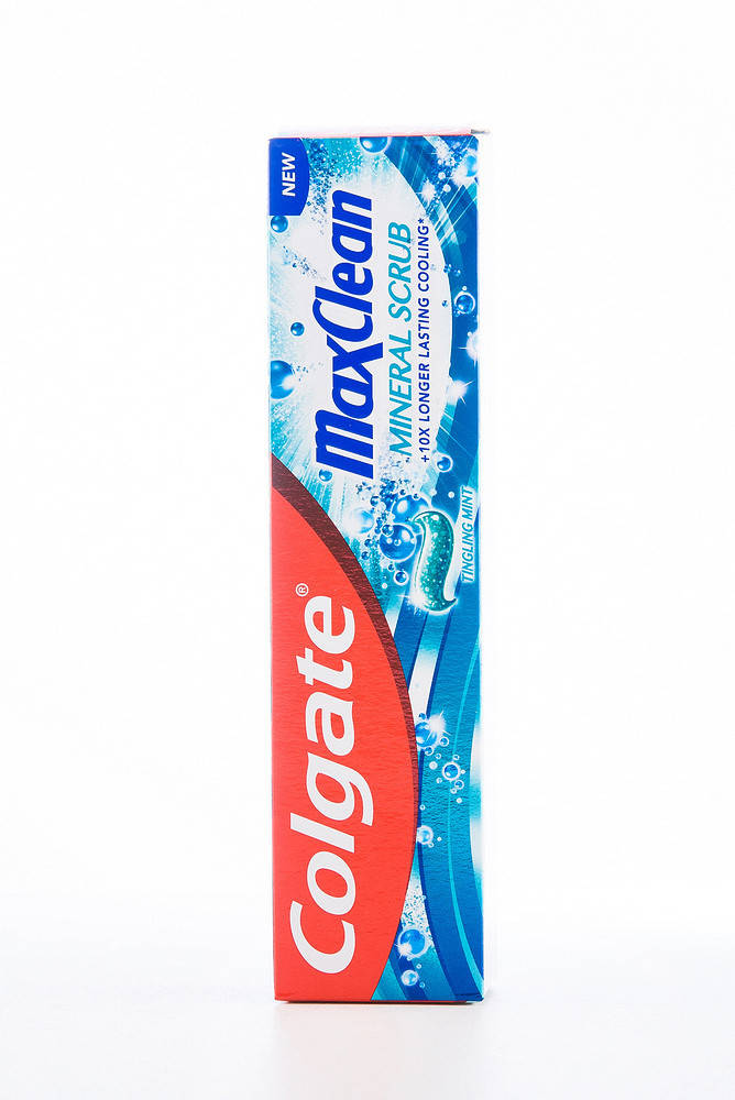 

Зубная паста Colgate Max Fresh Cooling Crystals 100 мл (8718951327740)