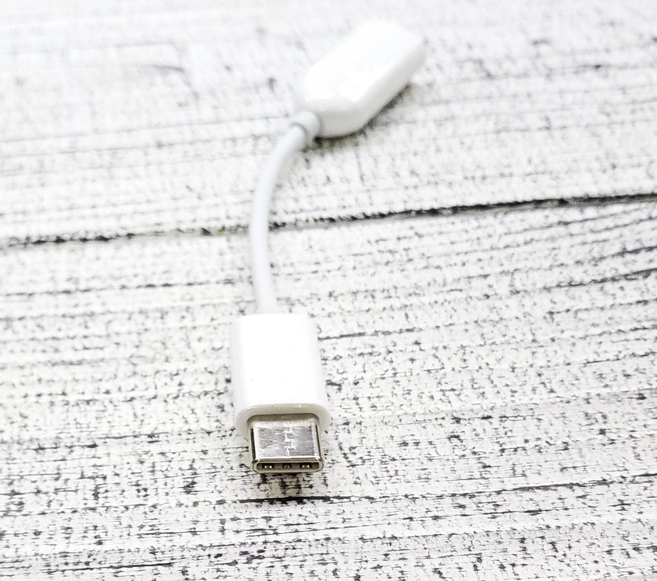 

Адаптер Xiaomi Mi Type-C to 3.5mm Audio (9см) White, Белый