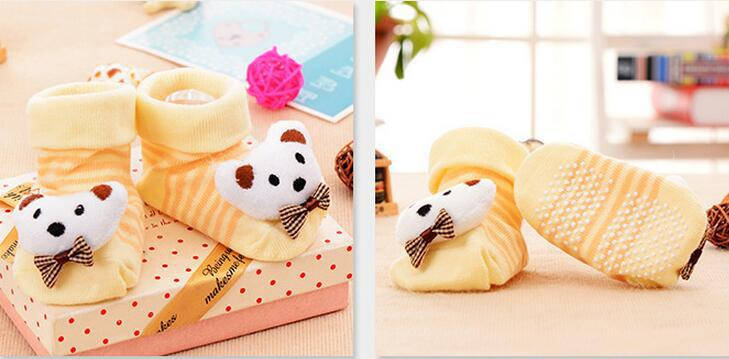 

Антискользящие детские носки с игрушкой Мишка, Желтый