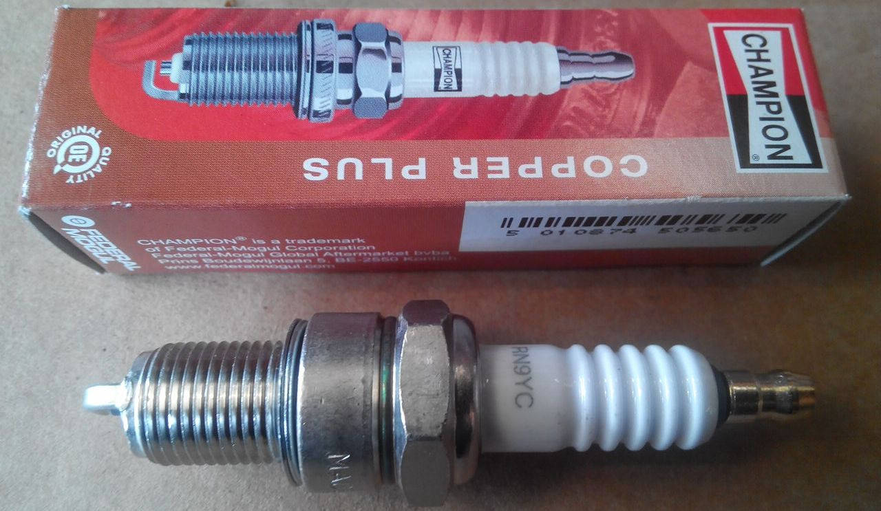 

Свечи зажигания Ланос, Сенс, Авео 1.5. Champion RN9YC, 94837756