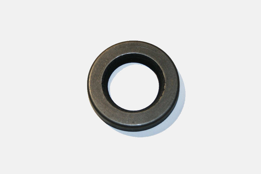 

Сальник первичного вала КПП ВАЗ 2101 БРТ оригинал