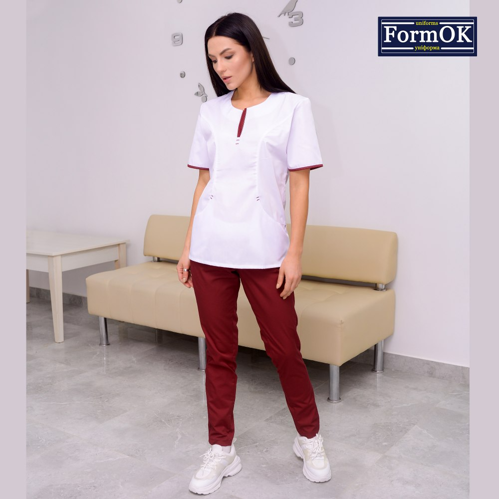 

Костюм медицинский Эльза FormOK женский 44-56 размер Бордовый 52