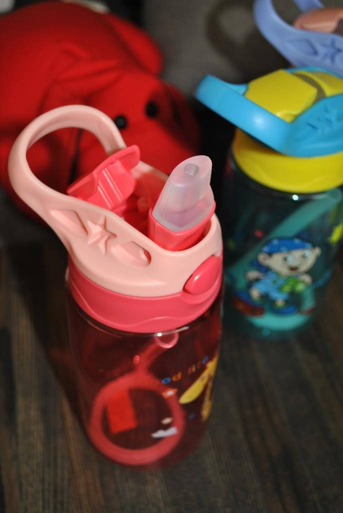 

Пластиковая бутылка детская Baby bottle LB 400 с трубочкой 500мл, Черный