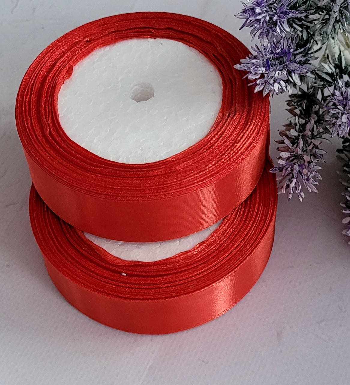 

Стрічка атлас 2,5см червоний