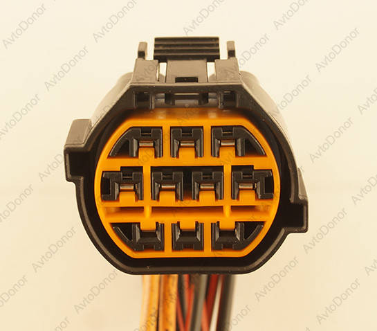

Разъем автомобильный 10-пин/контактный. 35×29 мм. НОВЫЙ