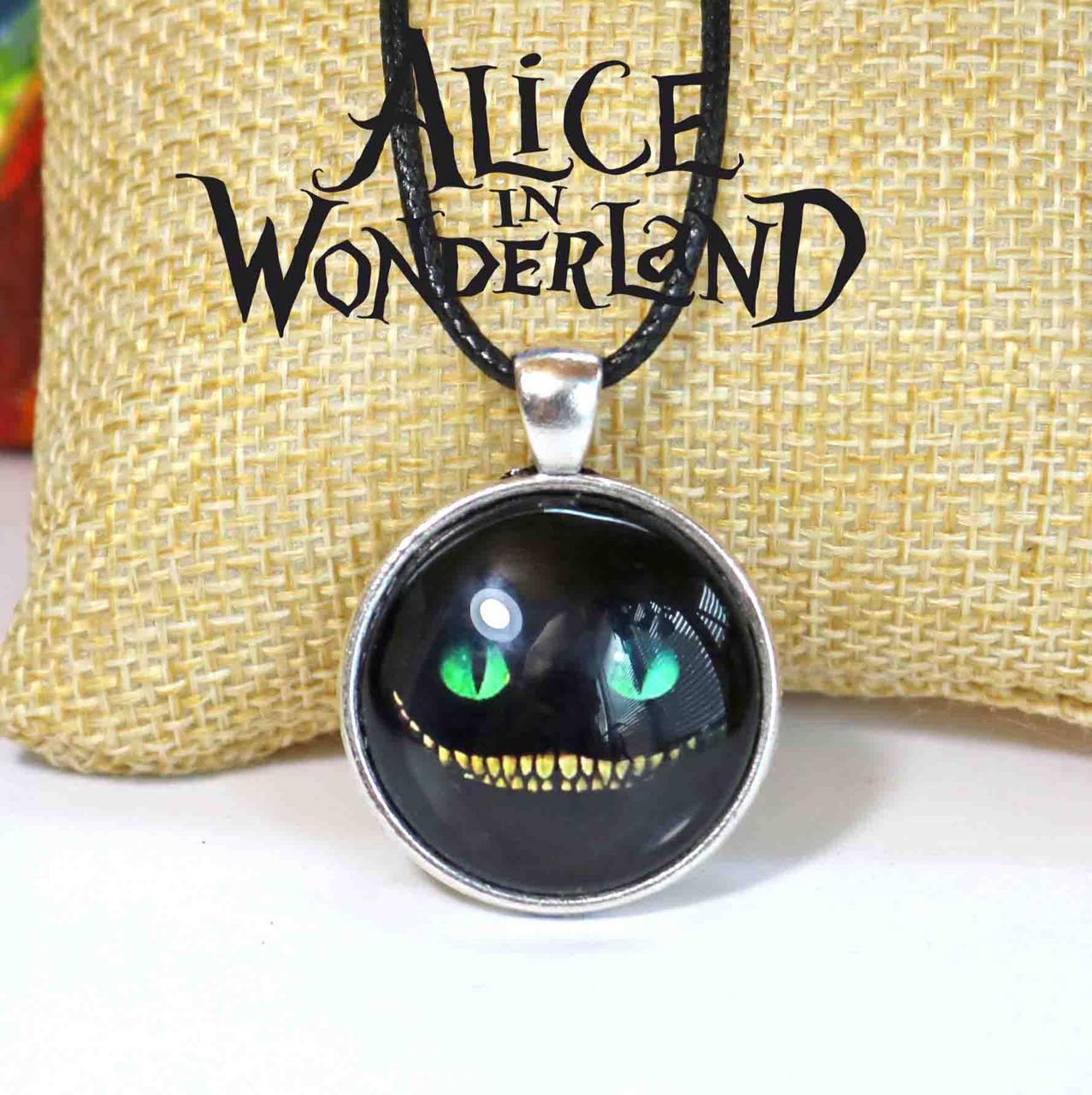 

Кулон улыбка Чеширского кота Алиса в стране Чудес Alice in a Wonderland