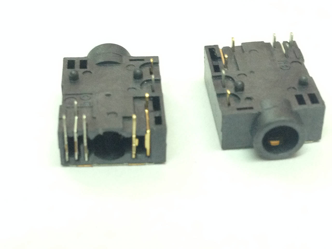 

Аудио разъем 3,5мм Lenovo G585