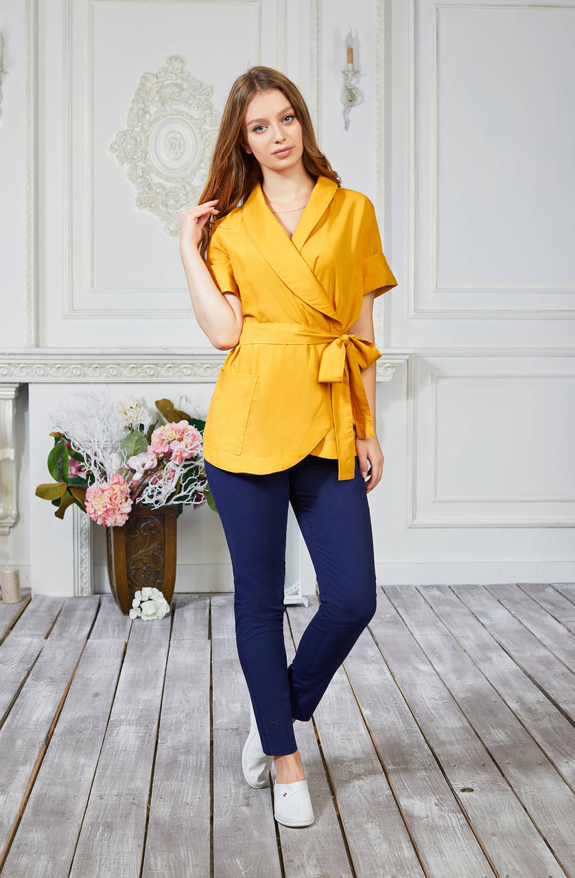 

Женская медицинская куртка топ Жаклин - Одежда косметолога, Белый