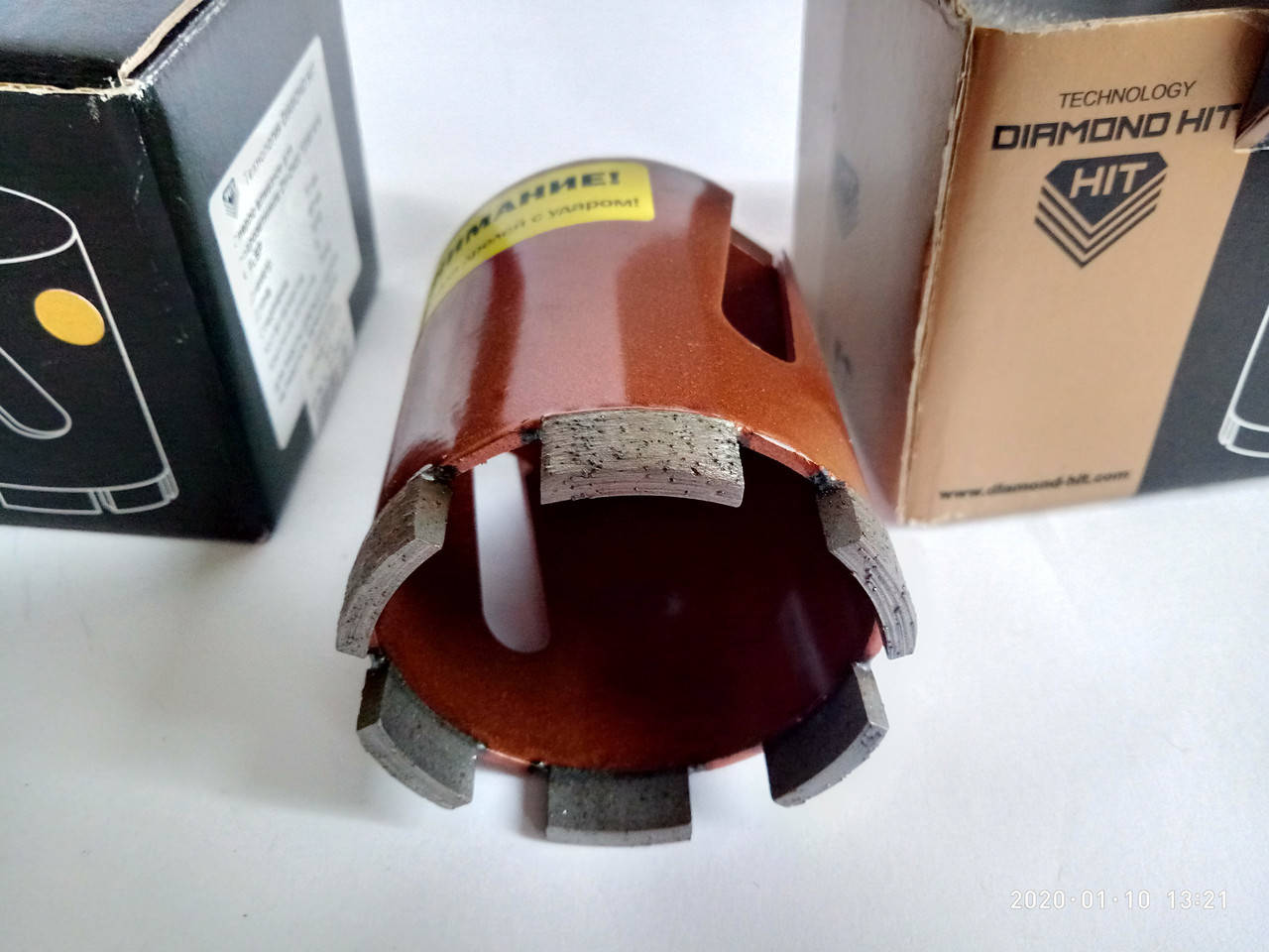 

Алмазная коронка по армированному бетону для подрозетников 68 мм Diamond Hit