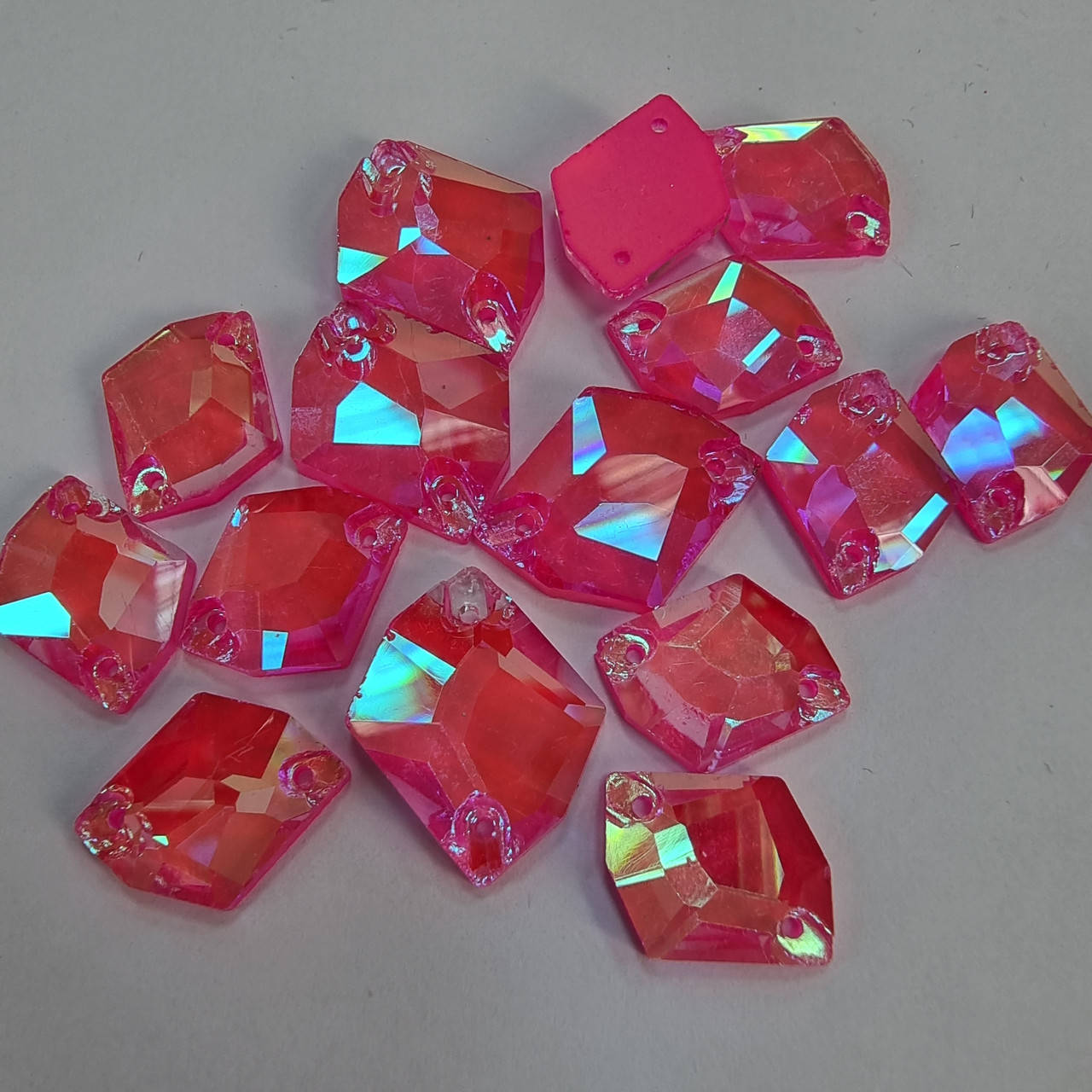 

Стразы пришивные Космик 14*17 Pink AB Neon эконом, Розовый