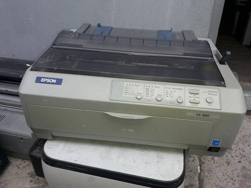 

Матричный принтер Epson FX-890 с картриджем №6