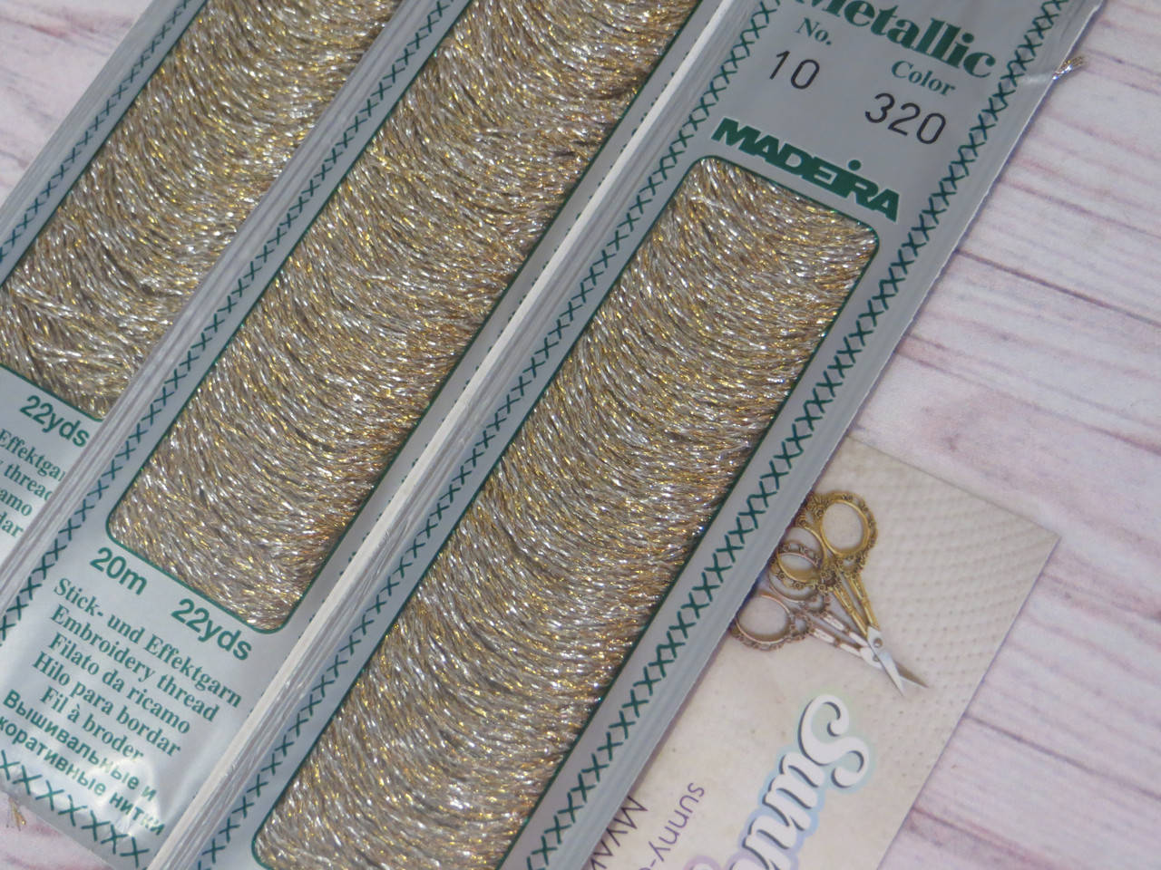 

Madeira Metallic Perle №10 , цвет 320