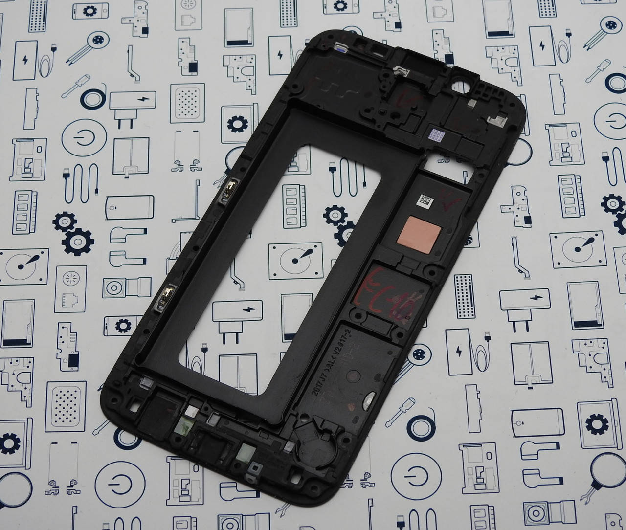 

Рамка дисплея Samsung J730F черная Сервисный оригинал с разборки, Черный