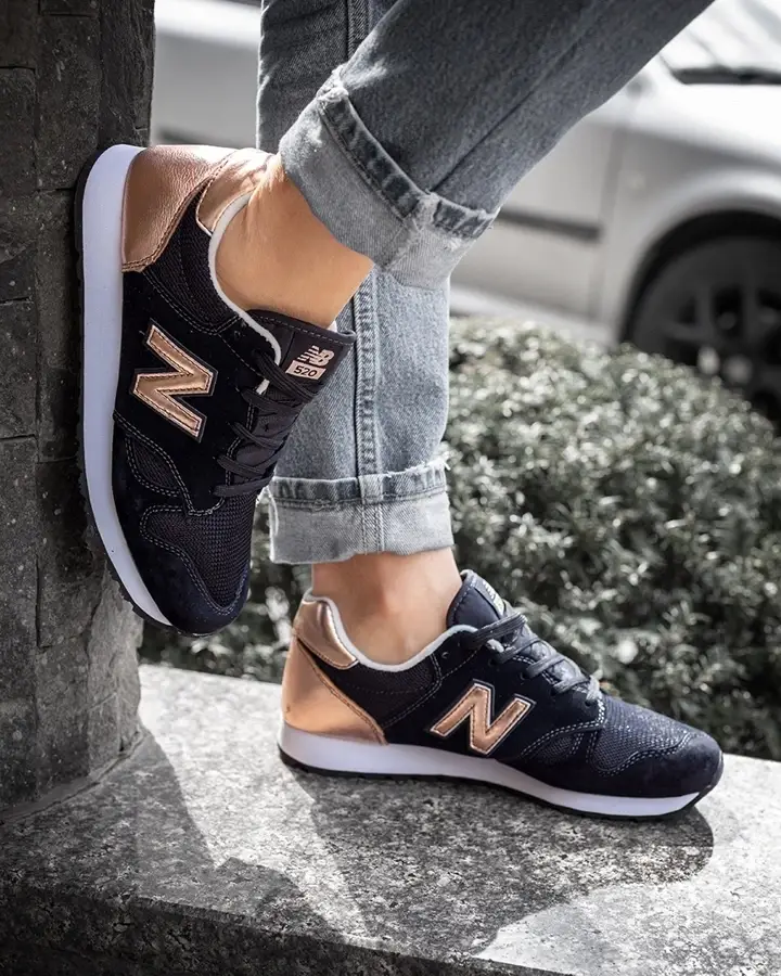 

New Balance 520