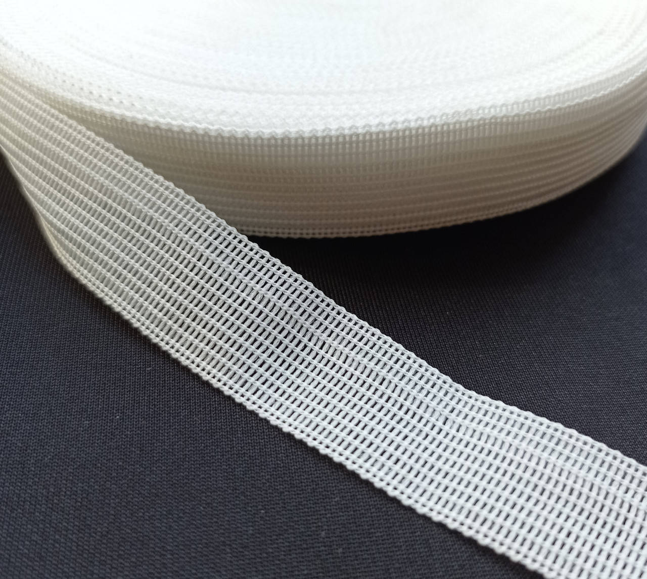 

Долевик нитепрошивной, белый, 17 мм