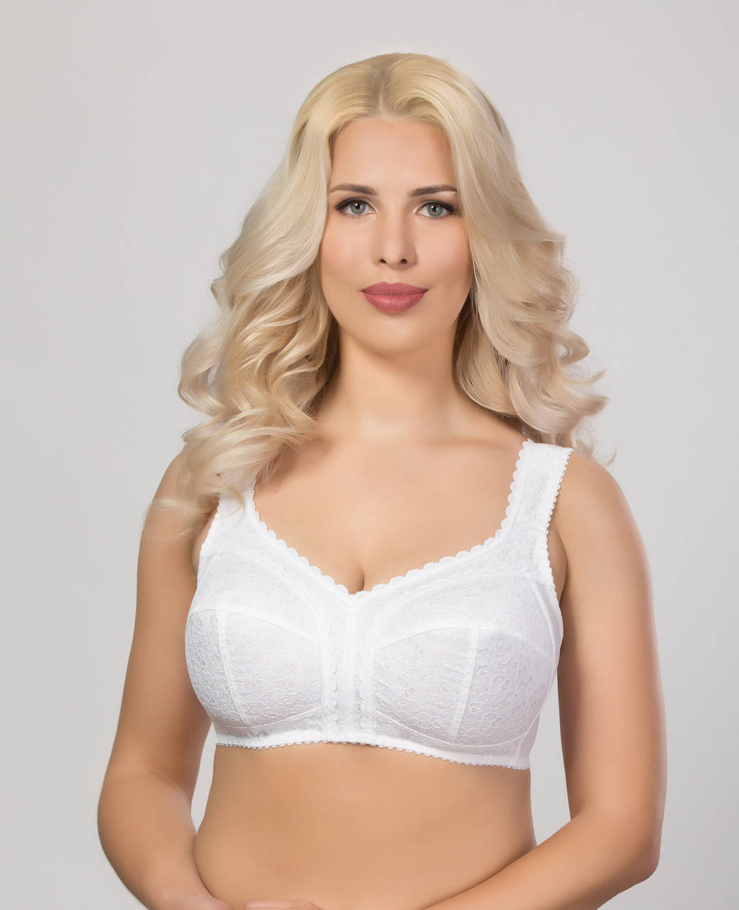 

Бюстгальтер без косточек с широкой бретелью модель 215 Белый, 110E