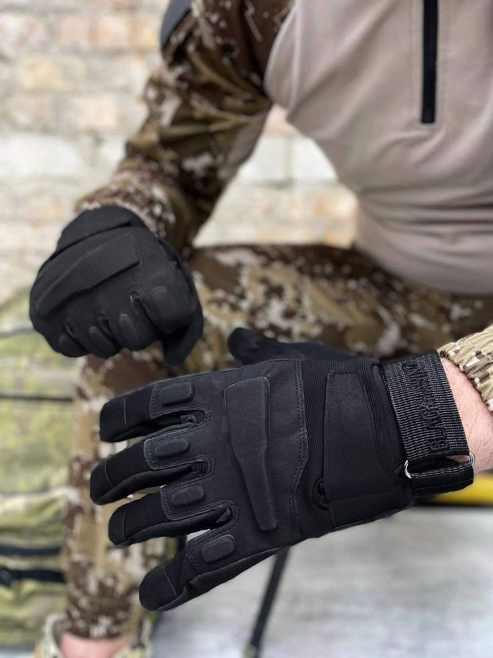

Перчатки тактические черные L-XL Blackhawk
